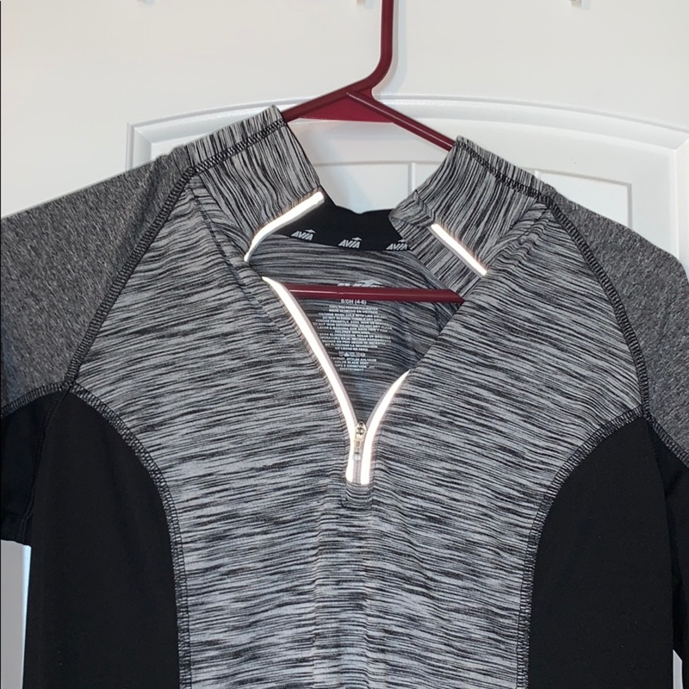 Avia 1/4 Zip